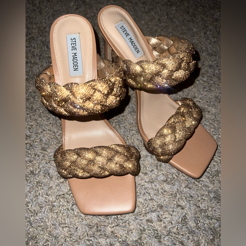 Never worn bronze rhinestones heels Steve Madden